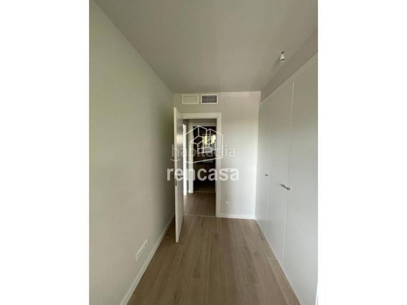 Foto c49fa206-cba0-45b2-a8d2-aa9f3590cdf2. Rent flat with heating parking in Rambla Ferran Lleida