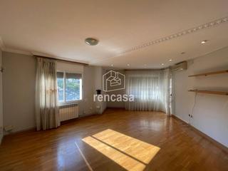 Location Appartement  Mossèn reig. Zona hospital santa mariaclothumbert torres
