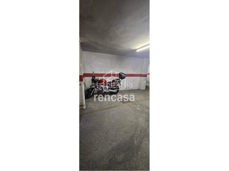 Foto cfb694ba-41ae-4040-a967-f0e648a2f96b. Alquiler parking coche plaza parquing moto en Príncep de Viana-Clot-Xalets Humbert Torres Lleida