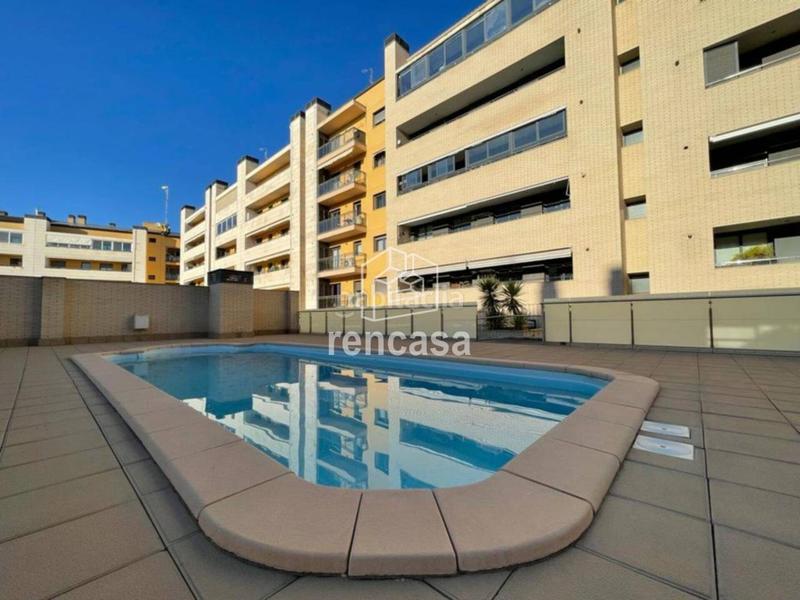 Foto a2b512ea-2da4-4ff4-9983-dd9e8cff61ba. Piso cap pont con piscina en Cappont Lleida