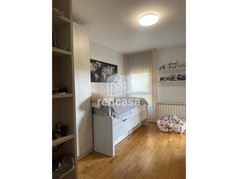 Foto b15427ed-f483-4859-acde-f0194f89cec8. Piso cap pont con piscina en Cappont Lleida