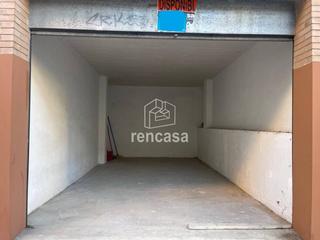 Autoparkplatz in Balàfia. Garaje tipo box