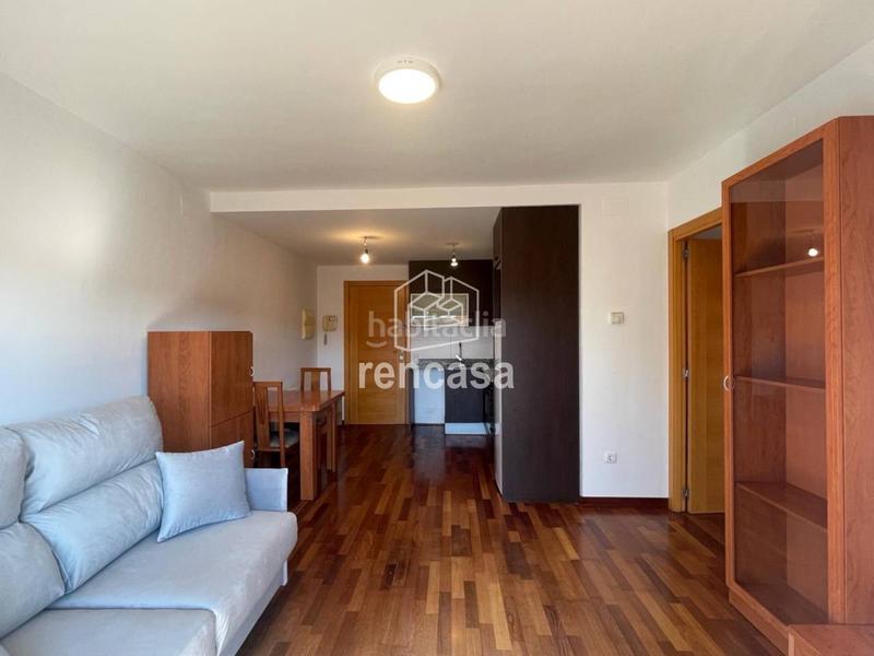 Foto 48991f08-3951-4318-9be3-32652ea6e5ef. Alquiler piso anselm clave, cerca renfe en Príncep de Viana-Clot-Xalets Humbert Torres Lleida