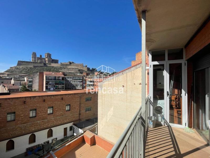 Foto c6a9ae35-a5e2-4e31-84a3-e3e455b40313. Alquiler piso anselm clave, cerca renfe en Príncep de Viana-Clot-Xalets Humbert Torres Lleida