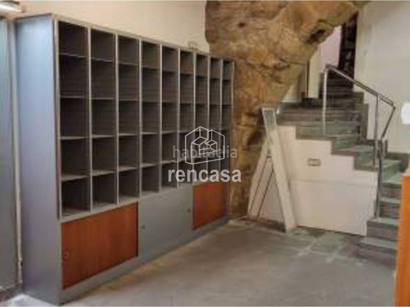 Foto 3683f69e-1d92-4477-9fda-657080fe3758. Local comercial a Centre Històric Lleida