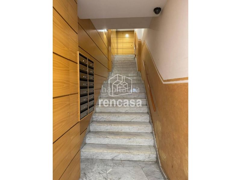 Foto 0615961a-78b4-4705-ae2b-9b60a614f2cb. Piso eix comercial en Centre Històric Lleida