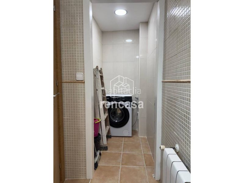 Foto 26f109c6-c722-43b9-b657-fa1f0d2aec8d. Piso eix comercial en Centre Històric Lleida