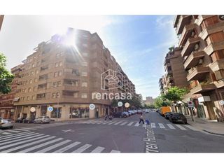 Location Parking voiture  Calle nadal meroles. Humbert torres