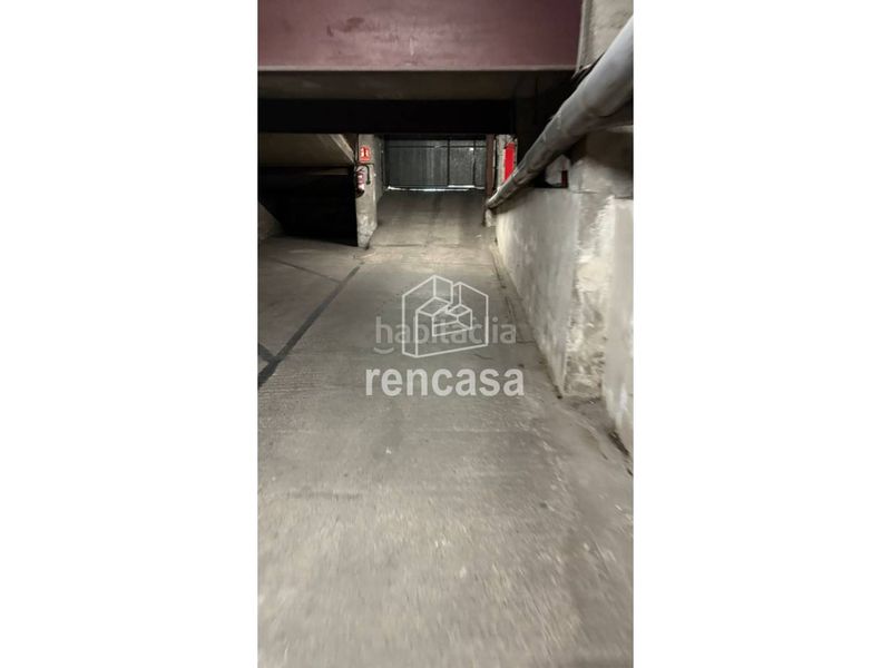Foto a946feb3-e65c-4b86-bac7-539af942c544. Aparcament cotxe a Príncep de Viana-Clot-Xalets Humbert Torres Lleida