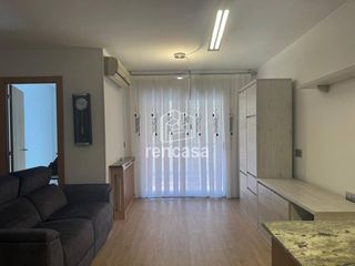 Piccolo appartamento  Calle alfred perenya. Apartamento reformado