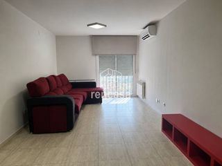 Rent Flat  Calle marimunt. Balafia