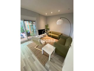Location Maison  Calle enric farreny. Casa con jardin camp desportsciutat jardí