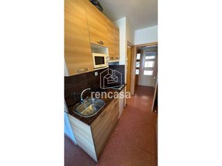 Rent Flat  Avenida fontanet. Bordeta