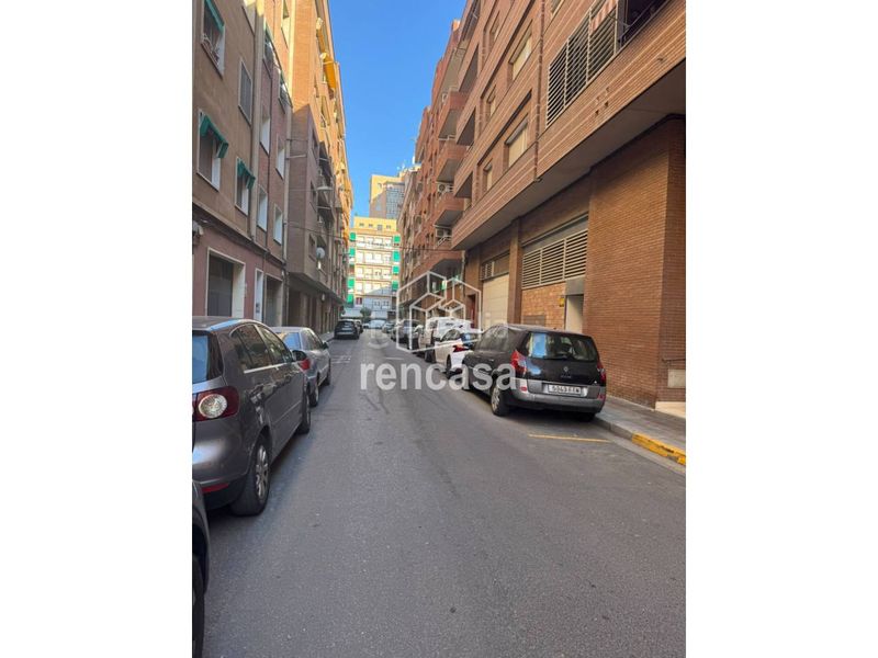 Foto 19b9c077-63ea-45a7-a171-604b8bc60618. Aparcament cotxe a Cappont Lleida