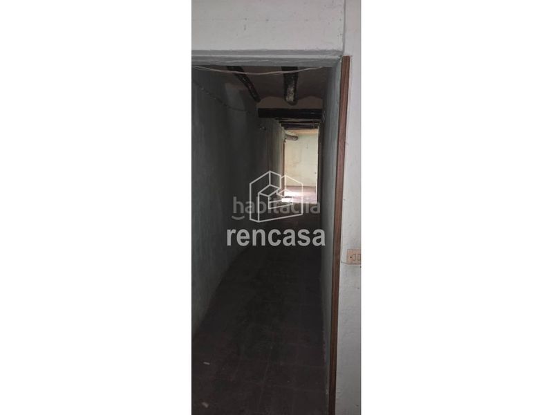 Foto 2d687bab-3423-4db7-8713-52f28c38112a. Casa adossada a Borges Blanques (Les)