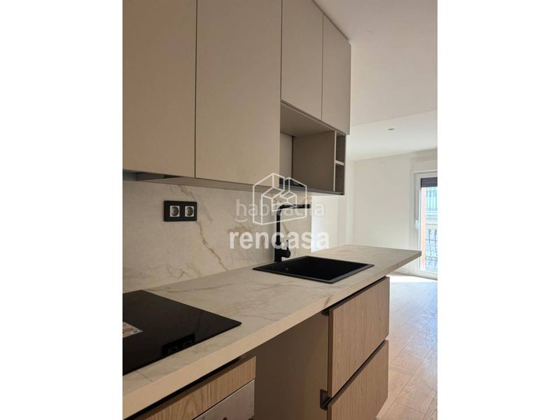 Foto 06c590d7-a4ba-4594-8e3f-30d313d62f47. Piso edifici leyda obra nueva en edificio histórico rehabilitado en Lleida