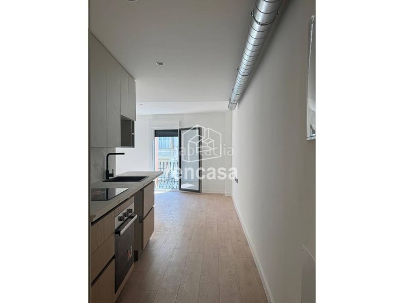 Foto 56ee52ee-d17e-488d-9512-b5e470b5ceb7. Piso edifici leyda obra nueva en edificio histórico rehabilitado en Lleida