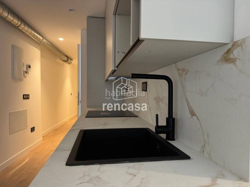 Foto a1ef5a51-4445-465f-bc27-3fed307c7a0d. Piso edifici leyda obra nueva en edificio histórico rehabilitado en Lleida
