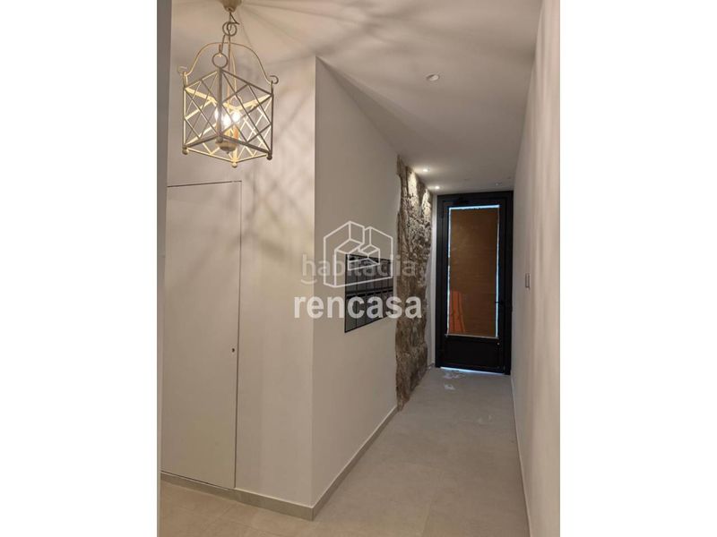 Foto afc4491c-09ab-4915-9f48-bf0b09659ea8. Piso edifici leyda obra nueva en edificio histórico rehabilitado en Lleida