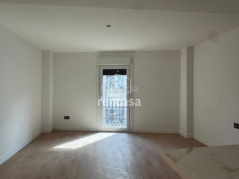 Foto d873c8f1-d51f-48c5-83b3-20306d2c6c37. Piso edifici leyda obra nueva en edificio histórico rehabilitado en Lleida
