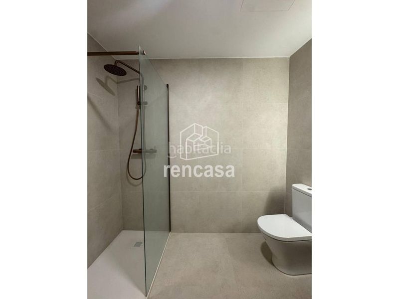 Foto 476f19c7-7929-4711-ae68-da49d63b43cd. Piso edifici leyda obra nueva en edificio histórico rehabilitado en Lleida