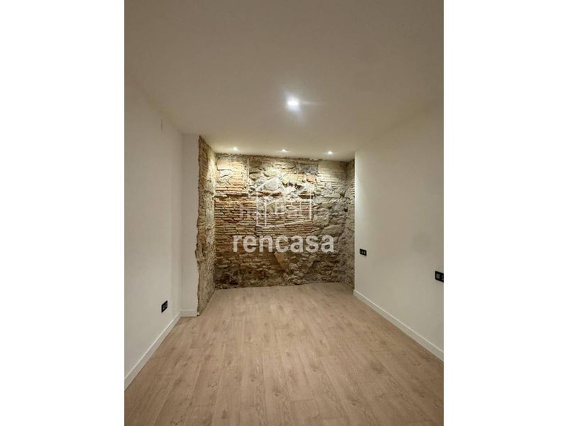 Foto ab4fcc92-e6b8-45b2-baa9-c1c6eded07ff. Piso edifici leyda obra nueva en edificio histórico rehabilitado en Lleida