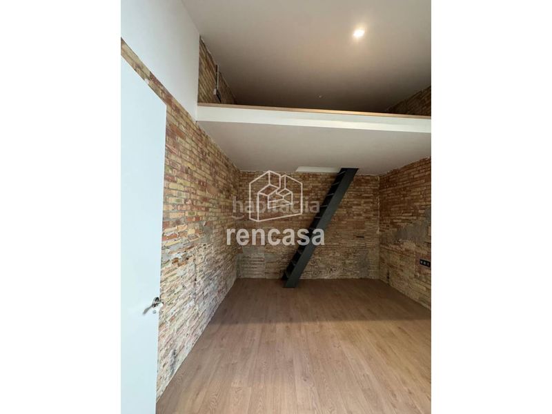 Foto ba9d8d76-b6f4-4a5a-9f2b-5dc9a67f89cc. Piso edifici leyda obra nueva en edificio histórico rehabilitado en Lleida