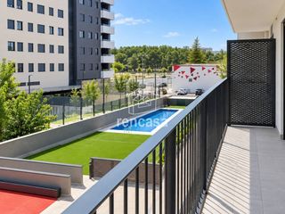 Location Appartement  Calle sant pauli de nola. Apartamento de obra nueva en parc de laigua con piscina comunita