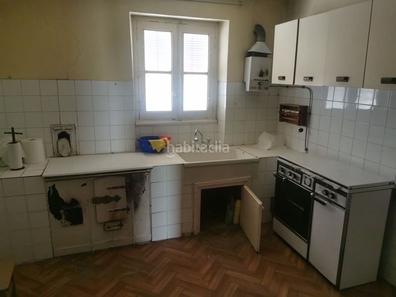 Foto 490402b6-37c5-43d5-b85d-dcaa4d8ef2d7. Casa a Villaturiel
