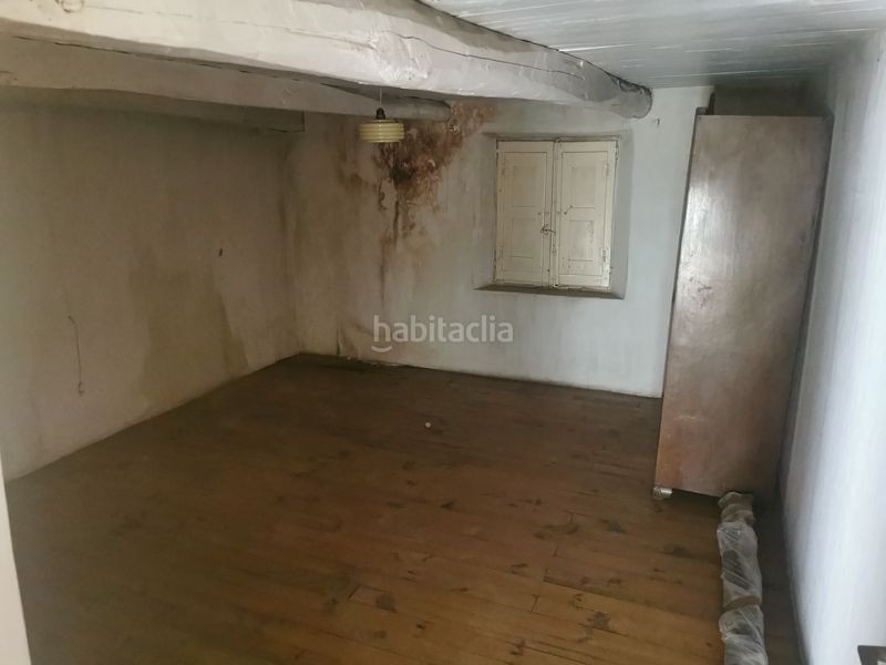 Foto c78a5040-8631-4305-8931-73de24e17843. Casa a Villaturiel