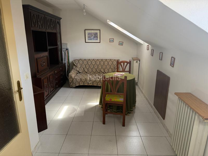 Foto a84c7081-28d0-4001-8f9b-05273eff41f9. Casa amb calefacció a Las Ventas León