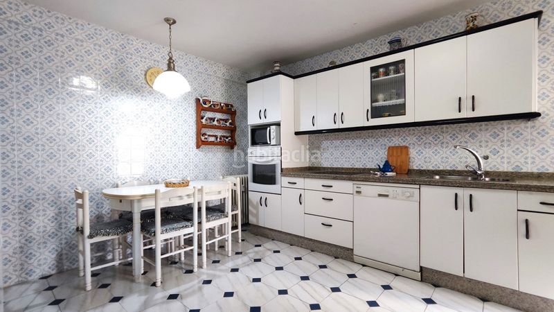 Foto 50b3f0e0-eac5-4861-b671-75f93473a218. Rent flat with heating in San Mamés - La Palomera León