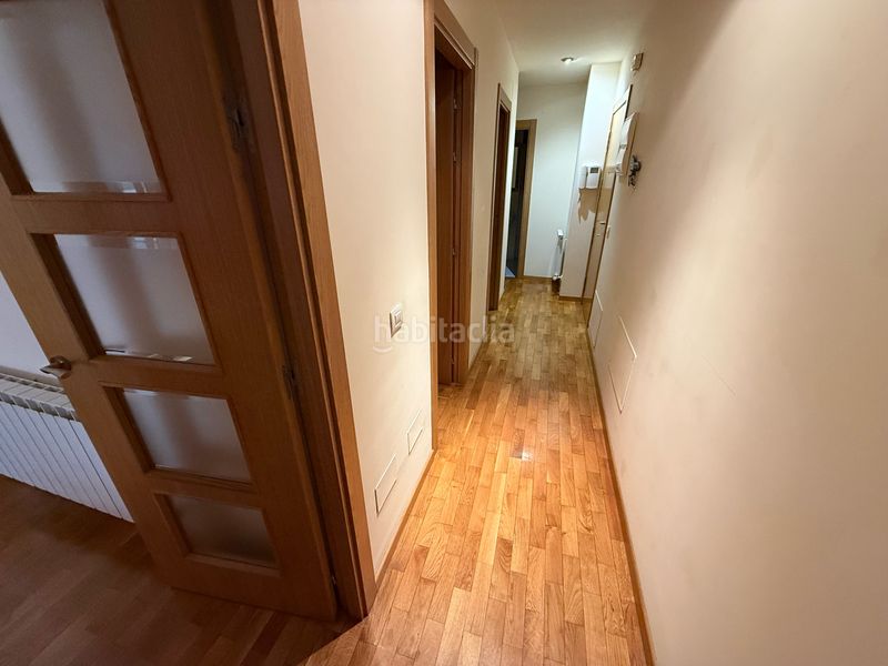 Foto b270892a-7432-4032-b2b2-544316e2abf4. Apartament amb calefacció aparcament a Centro Ciudad León