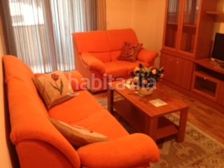 Foto dbc4ac1a-7d26-46db-83f0-ba24408fdc42. Apartament amb calefacció aparcament a Centro Ciudad León