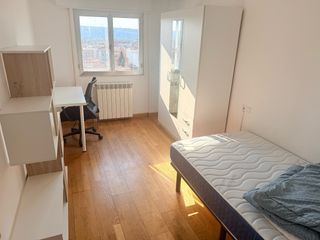 Miete Etagenwohnung  Avenida de nocedo. Piso alquiler temporal para estudiantes