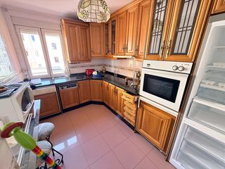 Location Appartement  Calle valencia de don juan 1. Apartamento alquiler temporal en san mames para estudiantes.