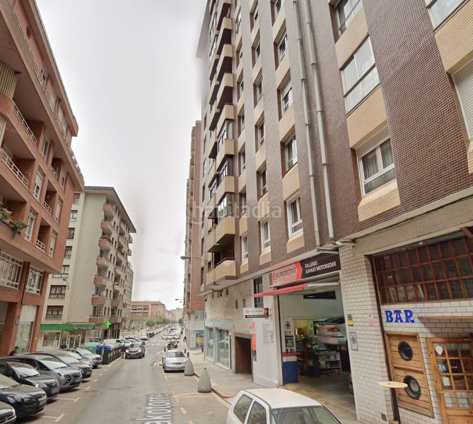 Foto 857b4815-9e97-44b7-8732-8cde4cb7c2b3. Aparcament cotxe a Ibarrekolanda Bilbao