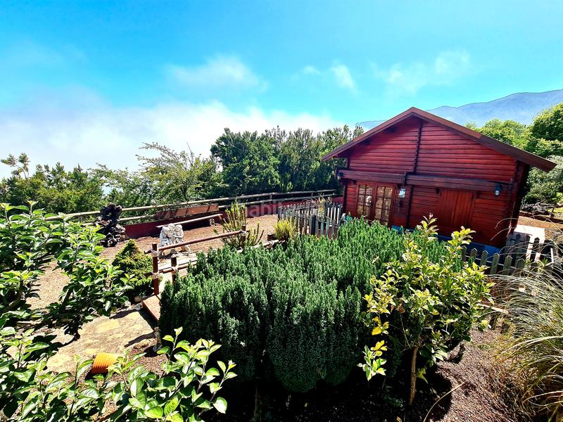 Foto bd5adcb2-a3e2-4872-ba0a-24a68e668d99. Country house with parking pool in La Perdoma - San Antonio - Benijos Orotava (La)