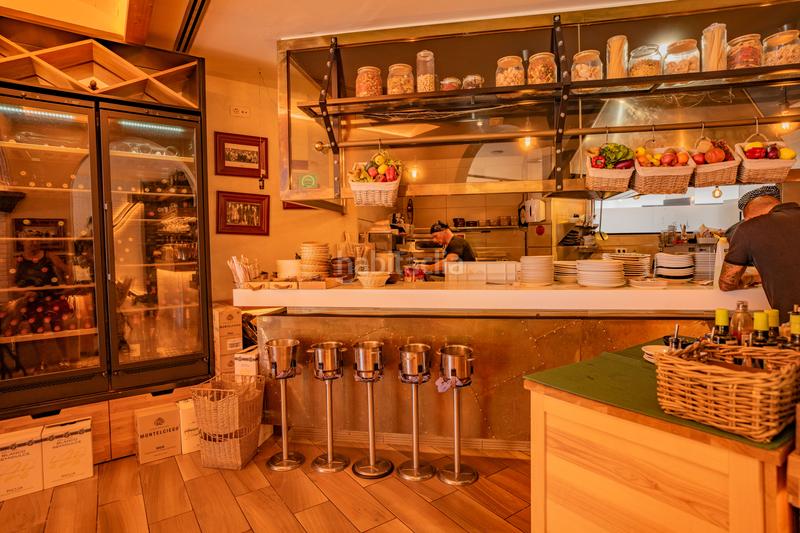 Foto 41dbafea-cee0-4e71-9252-29e2cf00a5a0. Local comercial a Los Cristianos Arona