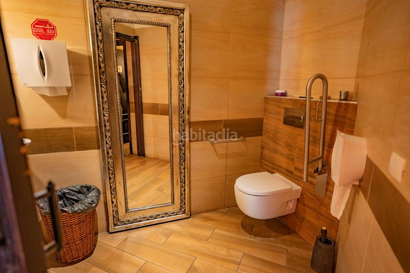 Foto 579a6c77-3c28-40fc-9060-cfb562d44311. Local comercial a Los Cristianos Arona