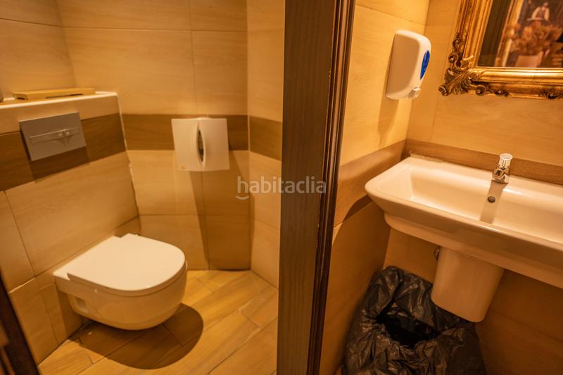 Foto 669c629f-d428-423c-896f-155eb9d93cb1. Local comercial a Los Cristianos Arona