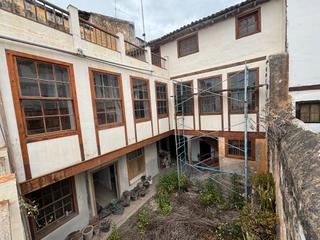 Chalet  Plaza de la constitucion. En venta – casa con gran potencial en pleno centro de icod de lo