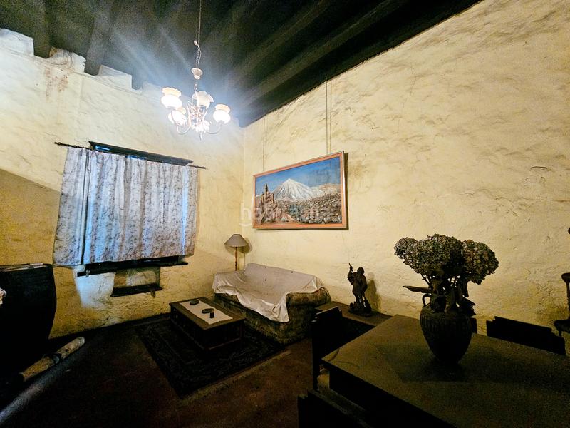 Foto c21a2039-45ec-49fd-9438-3077846b0897. Chalet en Centro Orotava (La)