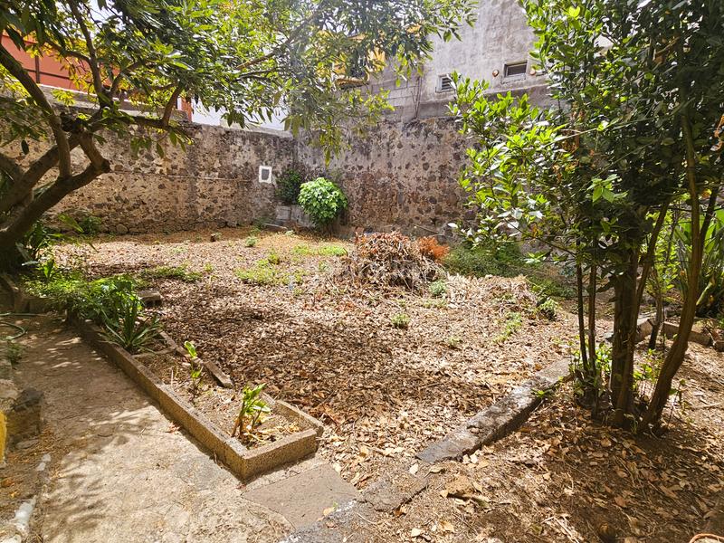 Foto 089a2338-a95c-4c09-b9f2-d5794b630d6e. Chalet con parcheggio in Centro Orotava (La)
