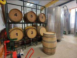 Local Comercial  Camino las mercedes. Maquinaria de la bodega