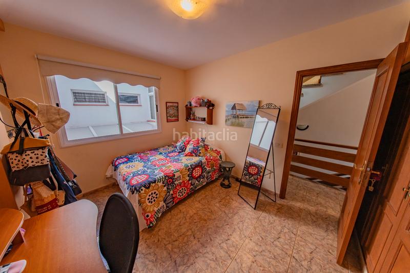 Foto 3ec5b58b-fcde-4886-b37e-d5a66b7ed092. Chalet con parcheggio in Los Realejos pueblo Realejos (Los)