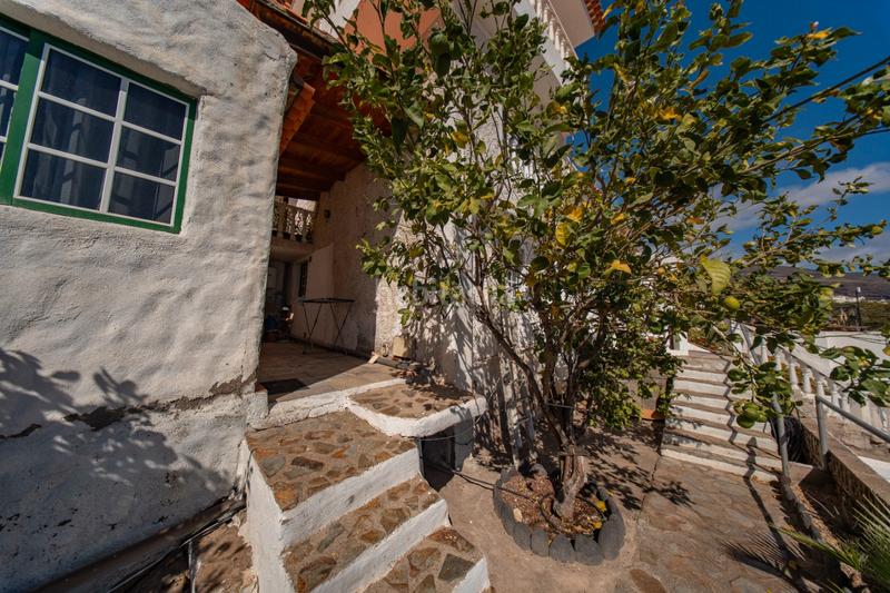 Foto e8c65fe1-0f72-40a1-a5de-4f5e835d874d. Chalet en Araya Candelaria