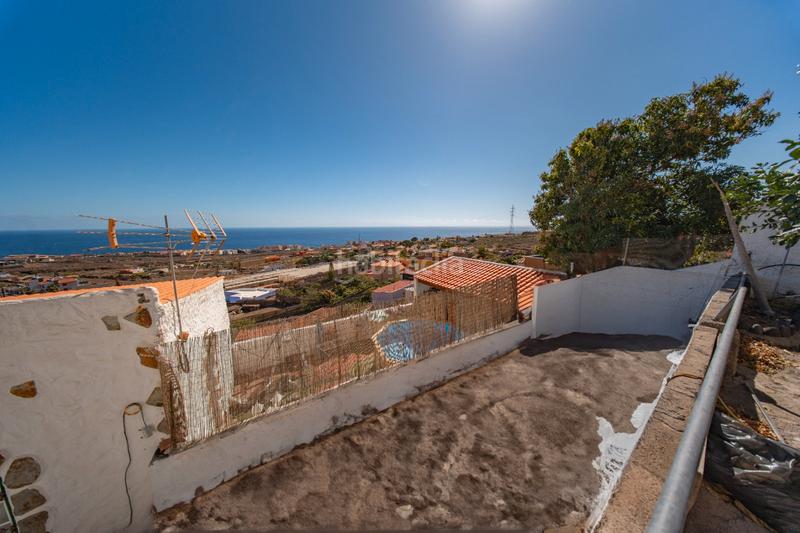 Foto c5ca55ad-4a38-4710-9de7-62ff28f47fe1. Chalet mit parking pool in Araya Candelaria