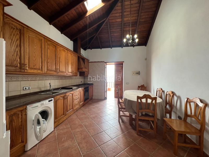 Foto 0cf490f1-3dc8-47a9-a449-c829a1ef05f6. Alquiler masía en Los Realejos pueblo Realejos (Los)