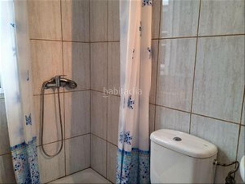 Foto efaabe95-ca2a-48d8-a5c1-865f60e64a67. Casa adossada amb aparcament a Arico